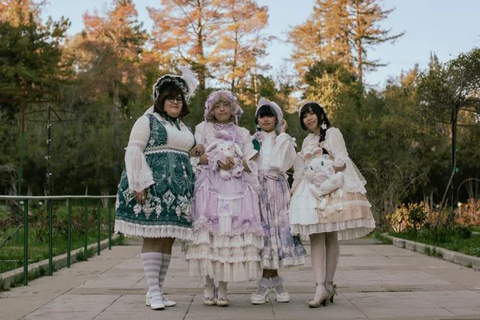 Tại sao phong cách thời trang lolita lại mê hoặc phụ nữ trên toàn thế giới?
