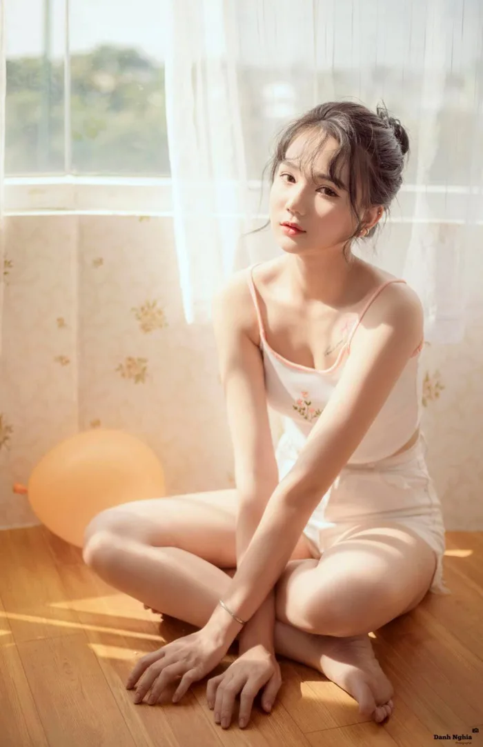 Hot girl sở hữu gương mặt ngây thơ 'lột xác' với phong cách 'nóng bỏng'  khiến dân tình đứng ngồi không yên | Phụ Nữ Sức Khỏe