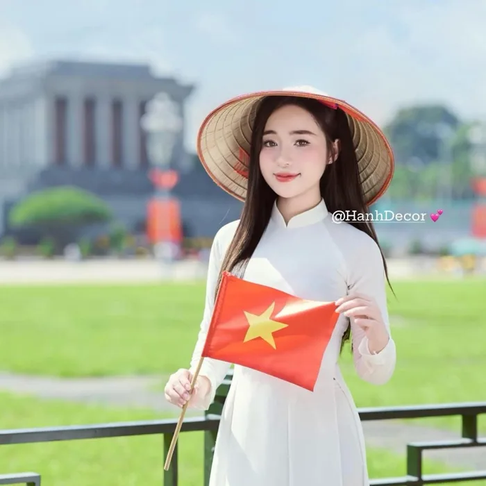 Nón lá trang trí kèm dây nón , Nón người lớn đội đẹp , Nón cho bé đội chụp  ảnh. | Shopee Việt Nam