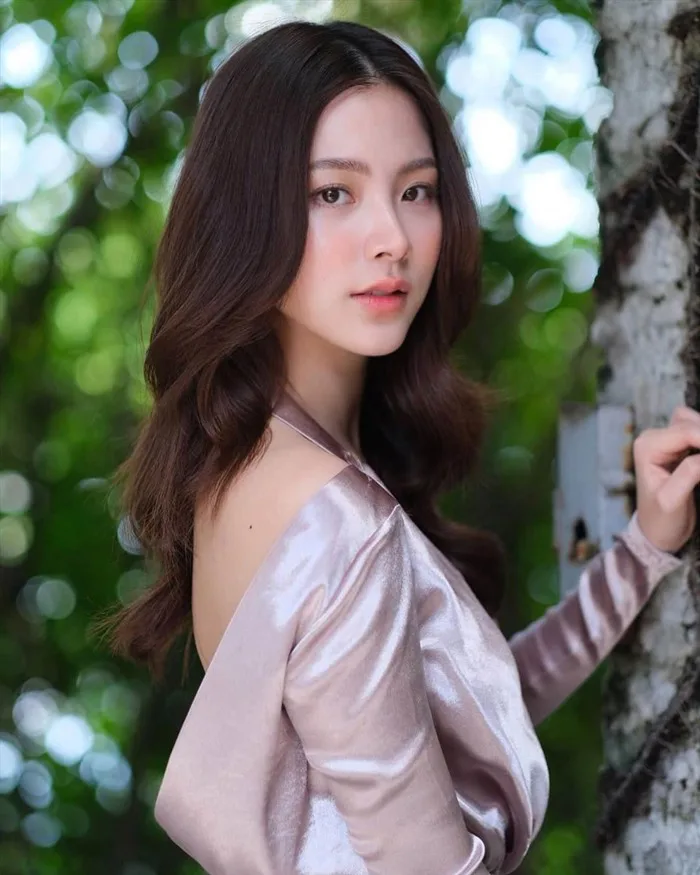 Nhan sắc 