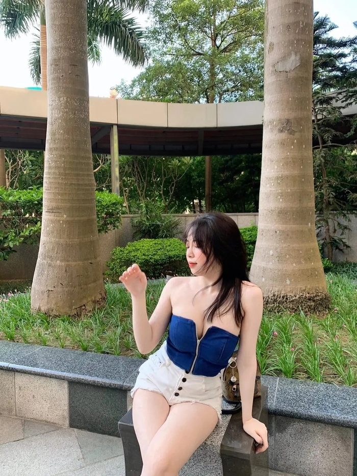 Ngắm 207+ ảnh gái xinh mặc quần ngắn sexy, siêu quyến rũ