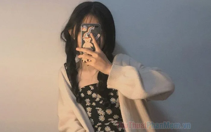 Ảnh chụp trước gương che mặt nữ đẹp nhất