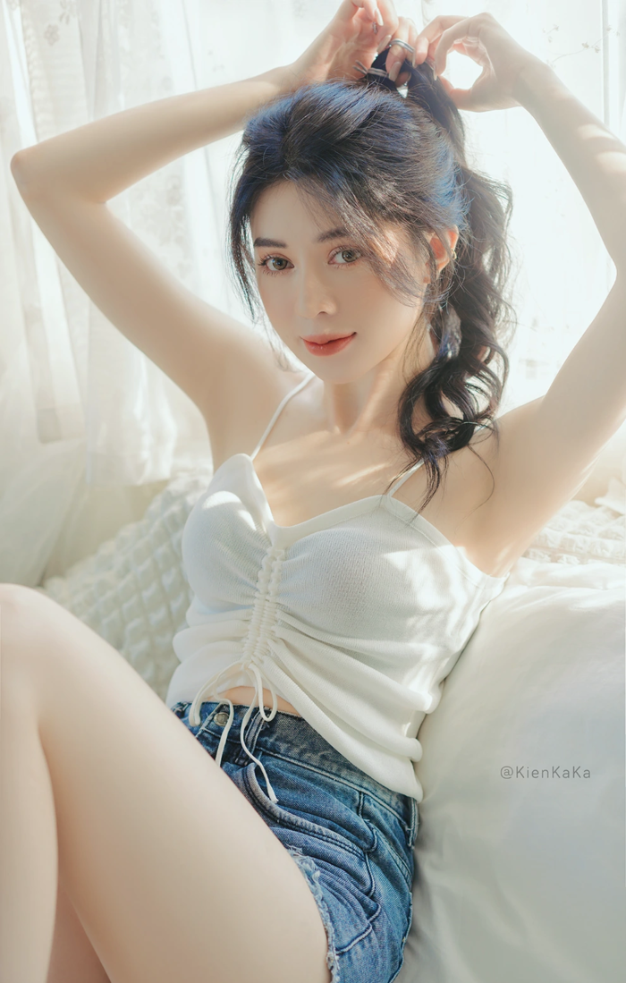 Nữ streamer xinh xắn thu nhập trên 50 triệu đồng/ tháng ở tuổi 23 | Báo Dân  trí
