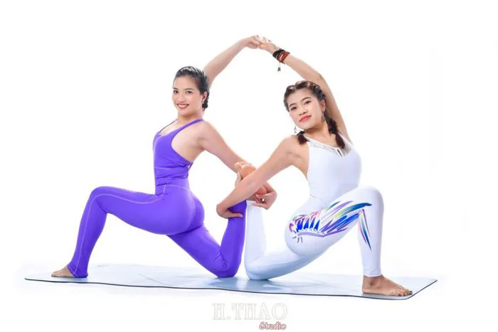 Ảnh yoga nữ đẹp - HThao Studio tại Tp.HCM