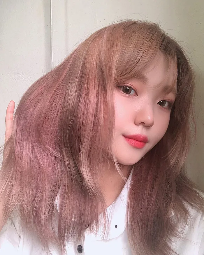 Cứ đến hè là tóc hồng lại hot, ai đang nhăm nhe 