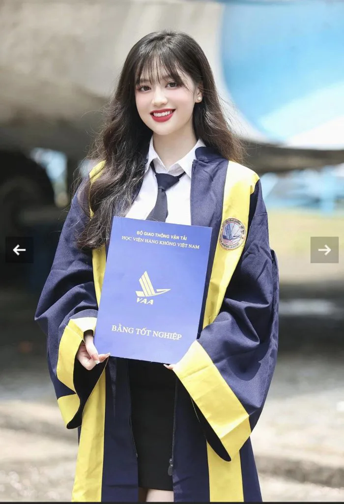 Diện đồng phục tốt nghiệp, nữ sinh hàng không vẫn xinh đẹp như hoa hậu
