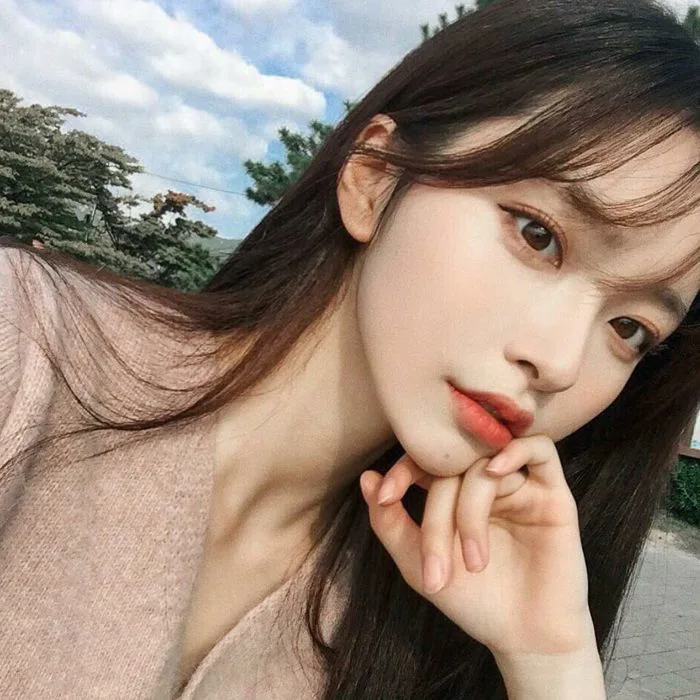 4 hướng dẫn trang điểm cơ bản để có những tấm ảnh selfie đẹp mê ly