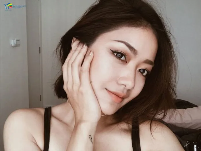 Trang Điểm Đẹp: Bí Quyết Xinh Từ Đời Thường Đến Dự Tiệc - Nhà Văn Hoá Phụ  Nữ thành phố Hồ Chí Minh