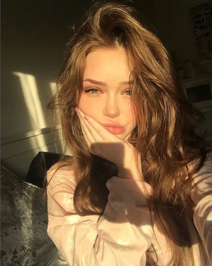 Trang điểm như gái Pháp để có visual chanh sả 