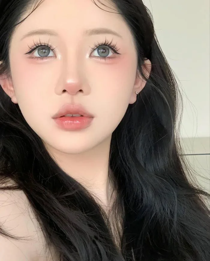 Xinh đẹp mơ màng như những 'tỉ tỉ Trung Quốc' với phong cách trang điểm  douyin