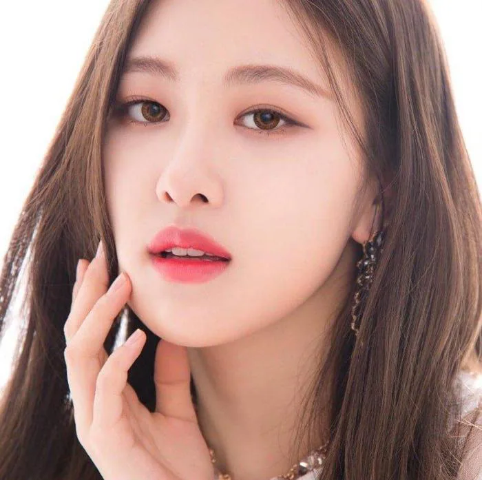 Top 8 Phong cách trang điểm đẹp nhẹ nhàng cho bạn gái ra mắt nhà người yêu  - toplist.vn