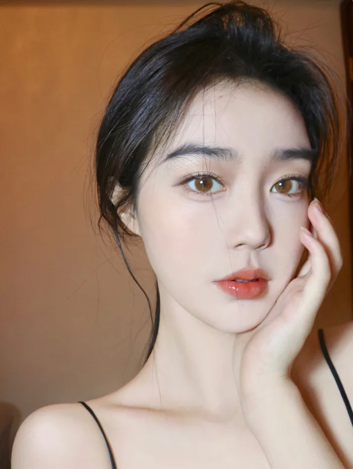 Xinh gái là có lì xì: Xem ngay 10 gợi ý trang điểm này để ngày đi làm đầu  năm có lộc