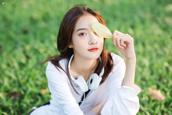 anh-gai-xinh-trong-treo-1