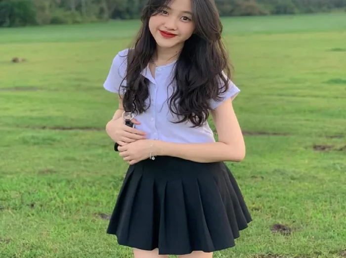 99+ ảnh gái xinh mặc váy xếp ly siêu ngắn, cực kỳ gợi cảm - Viện Thẩm Mỹ  Diva