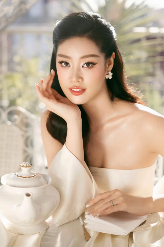 Hoa hậu Việt Nam được truyền thông Trung Quốc ca ngợi là 