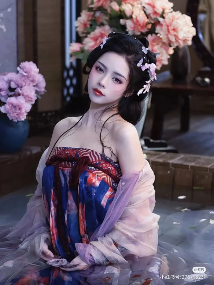 Ảnh vintage | Nàng tiên, Gái xinh, Nữ cổ trang