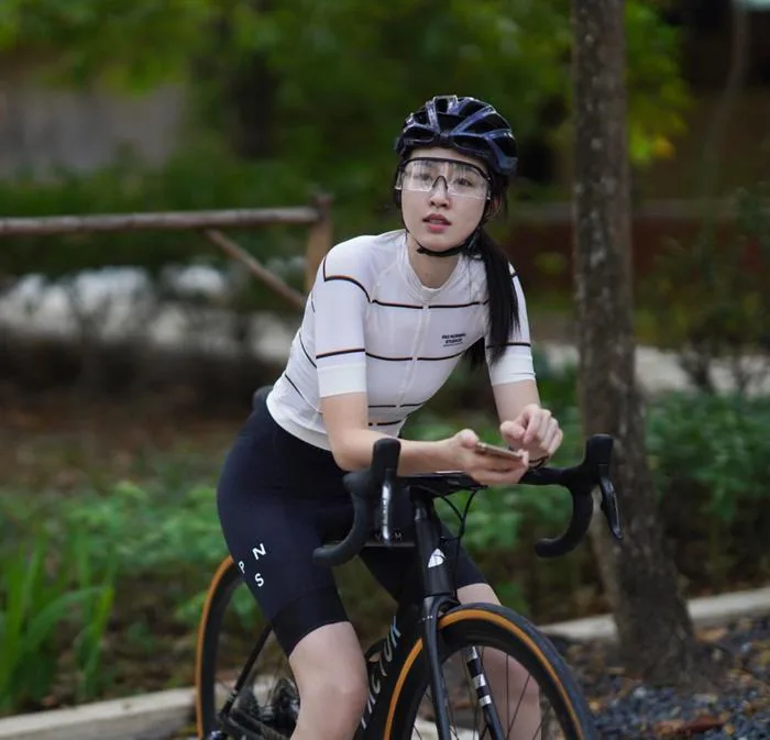 Sao nữ đẹp nhất Thái Lan đam mê đạp xe | Bike2School - Hệ thống bán lẻ xe  đạp chính hãng