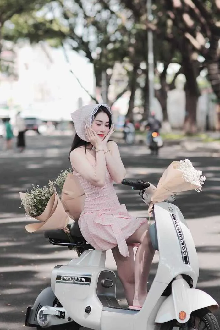 Top mẫu xe đạp điện hot girl đẹp và năng động năm 2024