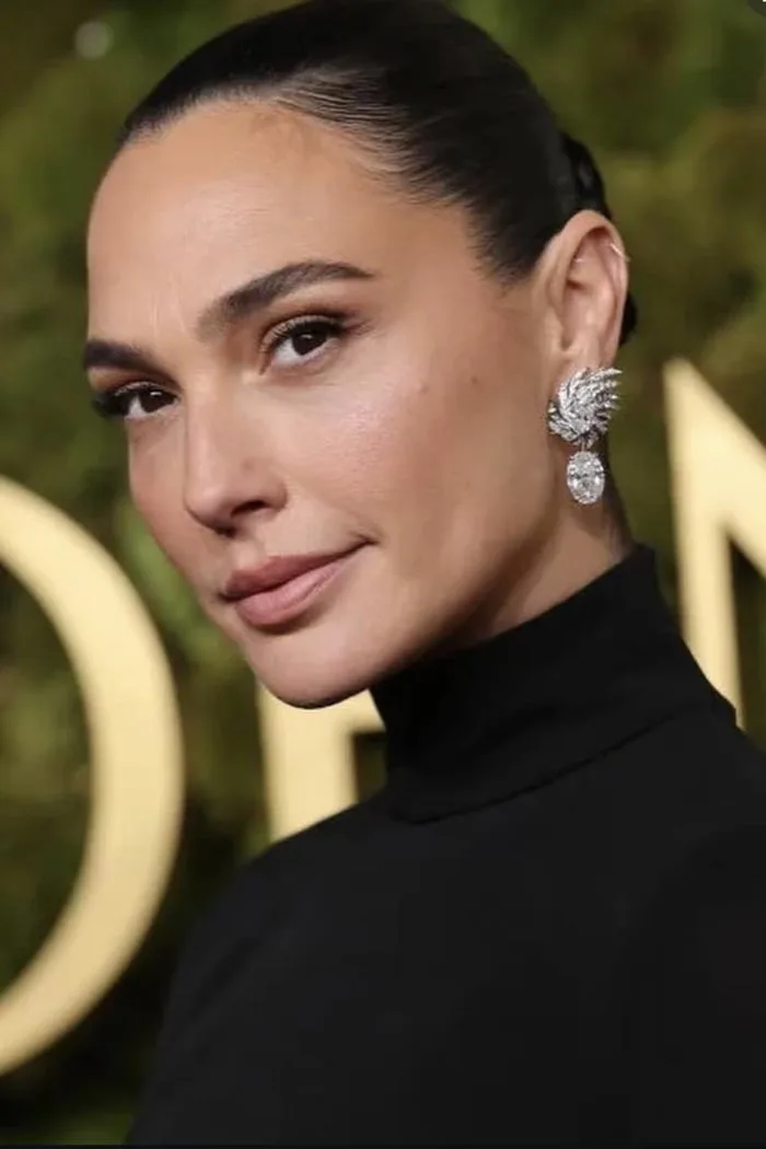 Gal Gadot - Photos - IMDb