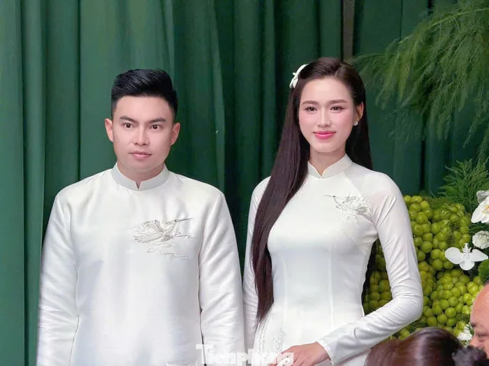 Hình ảnh chồng Đỗ Thị Hà tại lễ ăn hỏi