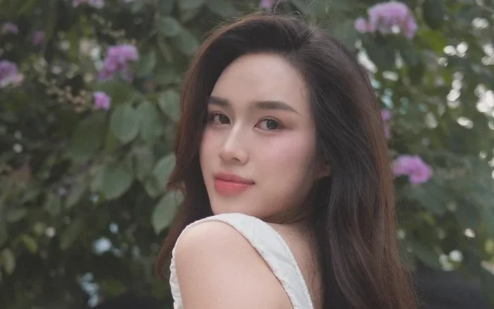 Hoa hậu Đỗ Thị Hà gặp vấn đề về sức khỏe - Saostar.vn