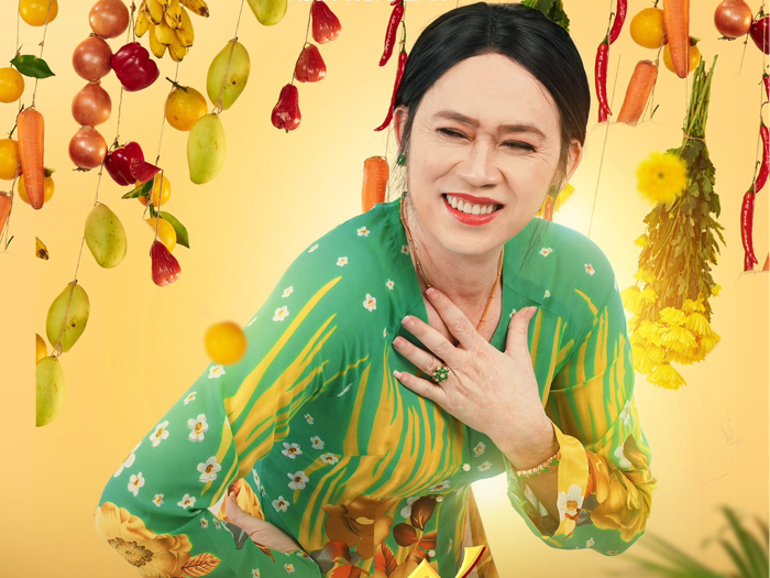 Bình luận trái chiều về vai giả gái của Hoài Linh - Báo Người Lao Động
