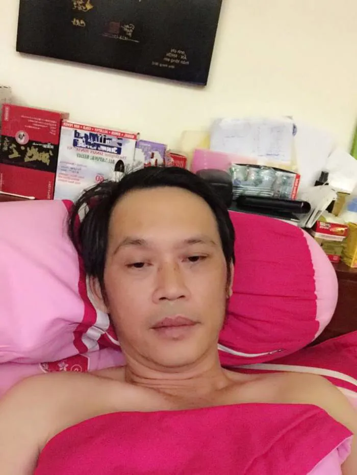 Hoài Linh chia sẻ ảnh ở nhà, tiết lộ cuộc sống giản dị đến bất ngờ