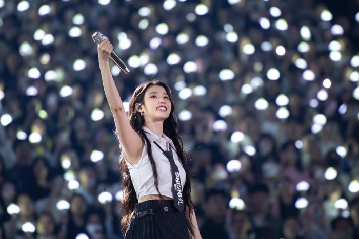 IU: Nhan sắc 'vạn người mê' cùng sự nghiệp thăng hoa ở tuổi 32