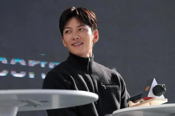 Nam thần' Ji Chang Wook sắp đến Việt Nam nổi tiếng cỡ nào?