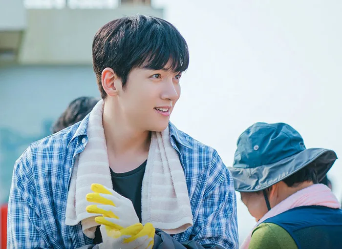 Lý giải sức hút của “trai quê” Ji Chang Wook