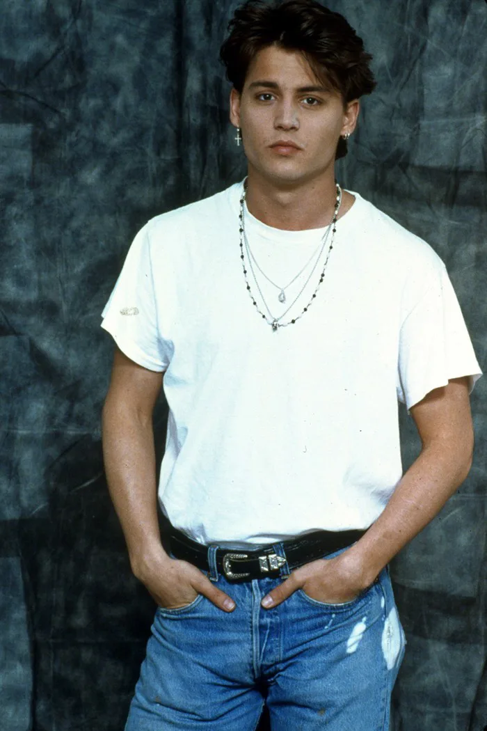 Loạt ảnh Johnny Depp thời trẻ đẹp không chê vào đâu được từng làm bao thiếu  nữ 