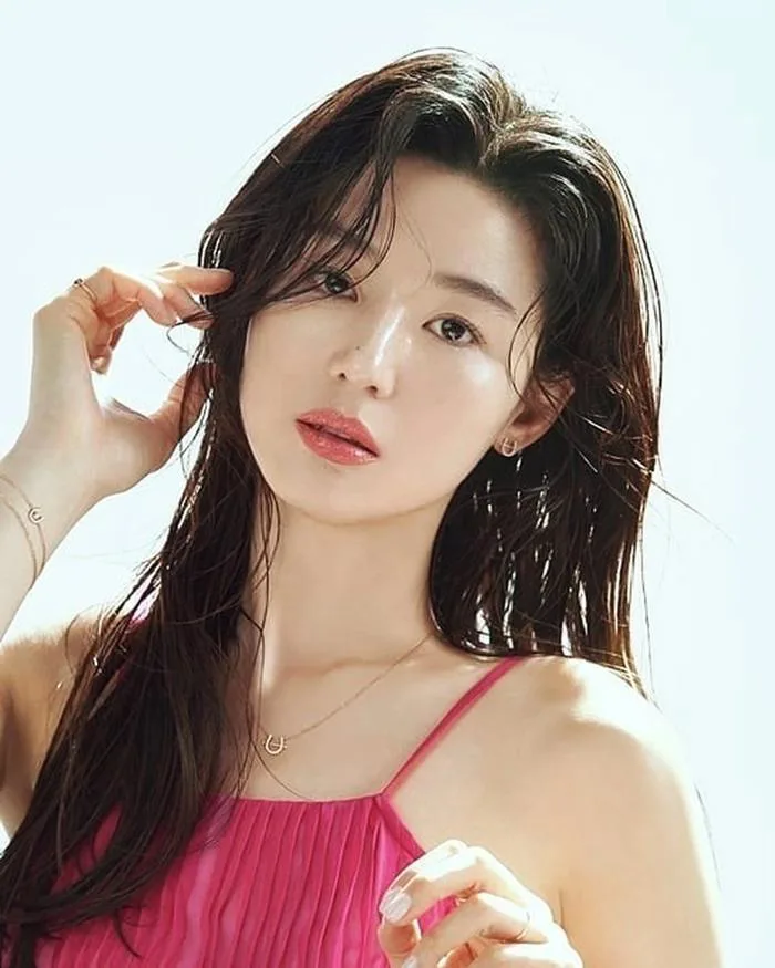 Vừa trở lại gây sốt, chị đẹp Jun Ji Hyun bị tẩy chay tại Trung Quốc | Báo  Dân trí