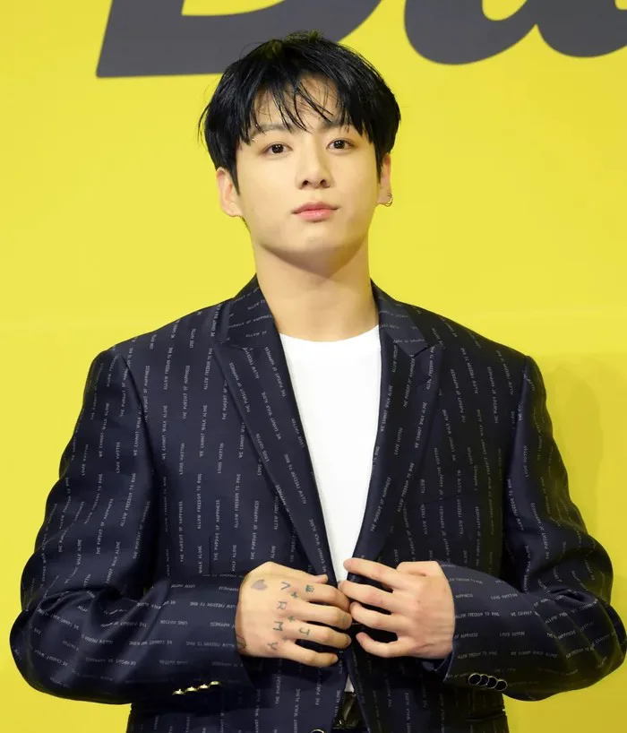 Jungkook solo | Harper's Bazaar Việt Nam