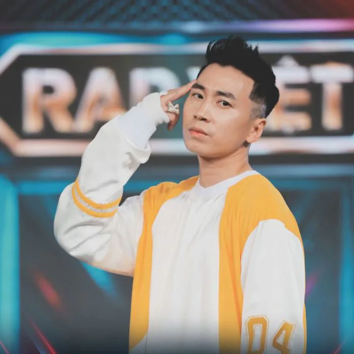 Lùm xùm Rap Việt chưa hết, Karik lại dính vào drama của Khoa Pug và Johnny  Đặng
