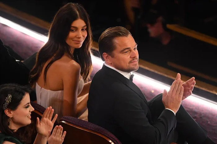 Tài tử Leonardo DiCaprio chia tay bạn gái kém 23 tuổi