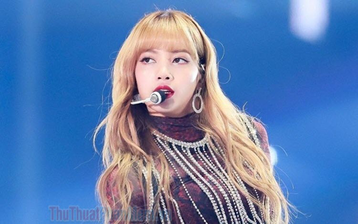 Những hình ảnh đẹp nhất của Lisa (Black Pink) - biểu tượng nhan sắc và tài  năng của K-pop