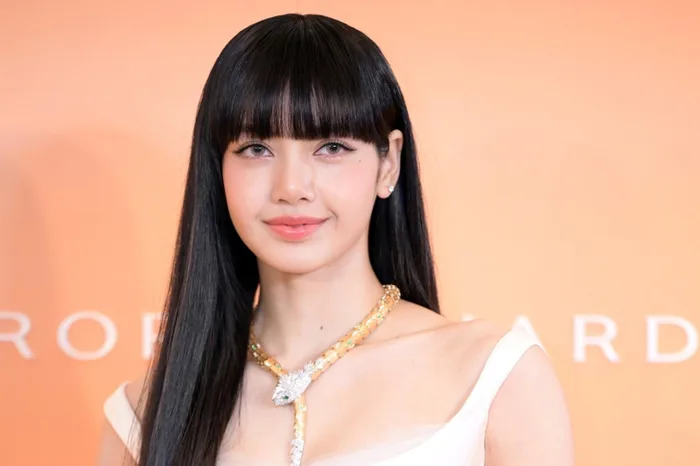 Bộ sưu tập ảnh Lisa Blackpink mới nhất cực dễ thương