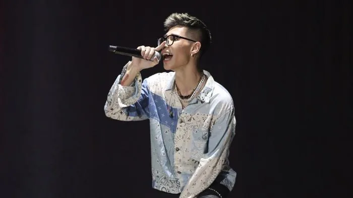 MCK xin lỗi, thông báo gỡ bỏ các nội dung không phù hợp trong album mới