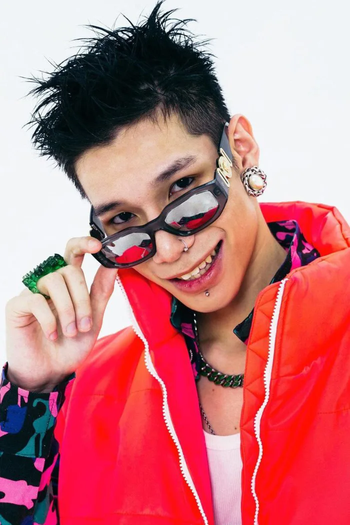 Rapper MCK là ai mà khiến mạng xã hội xôn xao: Tình cũ tlinh, từng nhận  gạch đá vì tỏ thái độ với Trường Giang