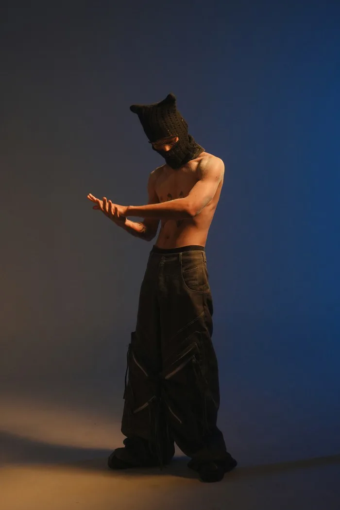 Gu thời trang khiến ai cũng 'sợ' của rapper MCK