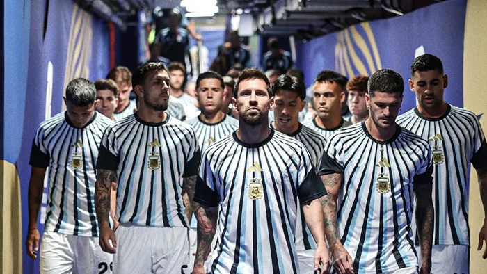 Bức ảnh Messi dẫn đầu dàn sao Argentina gây sốt | Znews.vn