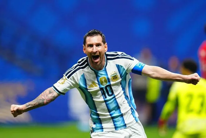 Các chuyên trang bóng đá công bố những thông số lạ lùng về Messi - Tuổi Trẻ  Online