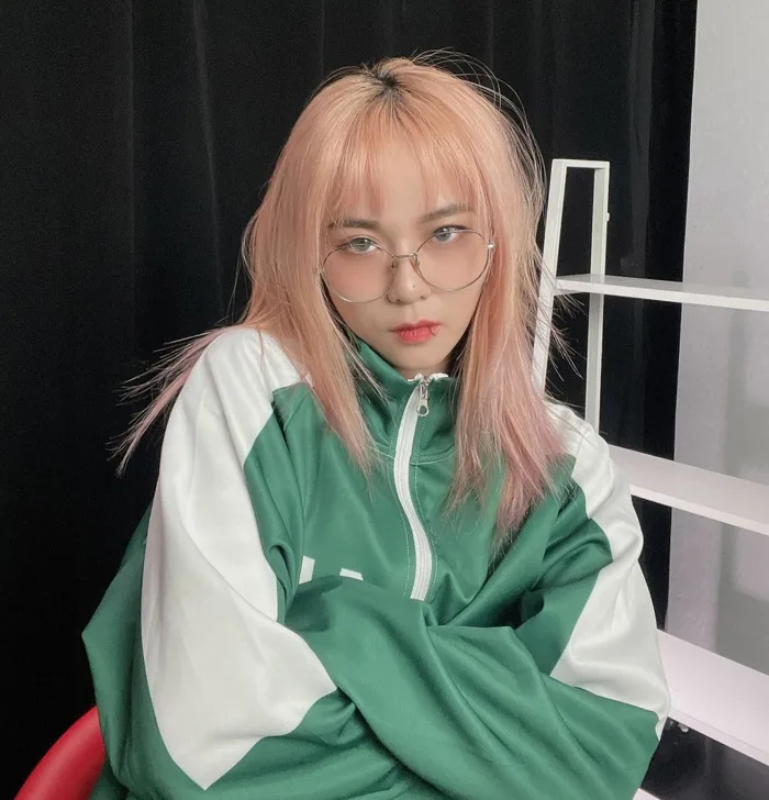 Nữ thần streamer khiến cánh mày râu không dám nhìn thẳng