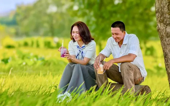 Điểm tin sao Việt: Mỹ Tâm khoe ảnh lãng mạn với Mai Tài Phến