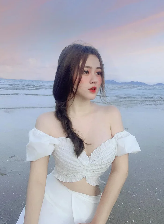 2 hot girl áo dài nổi tiếng 1 thời
