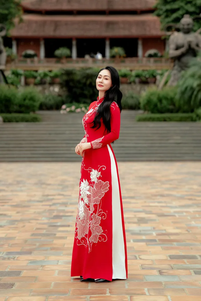 Nữ diễn viên tuổi 50 vẫn trẻ đẹp, trở lại màn ảnh đầy ấn tượng sau thời  gian ở ẩn