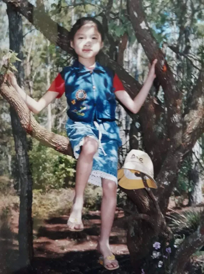 Ngày 1/6, loạt sao Việt khoe ảnh thời thơ ấu