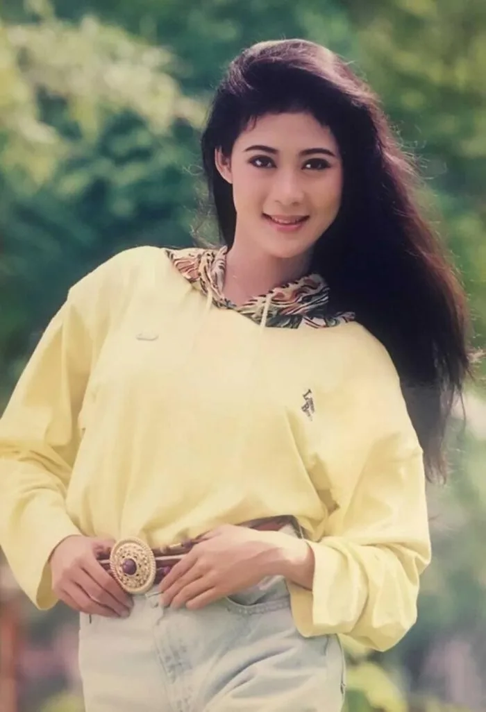 Nhan sắc 
