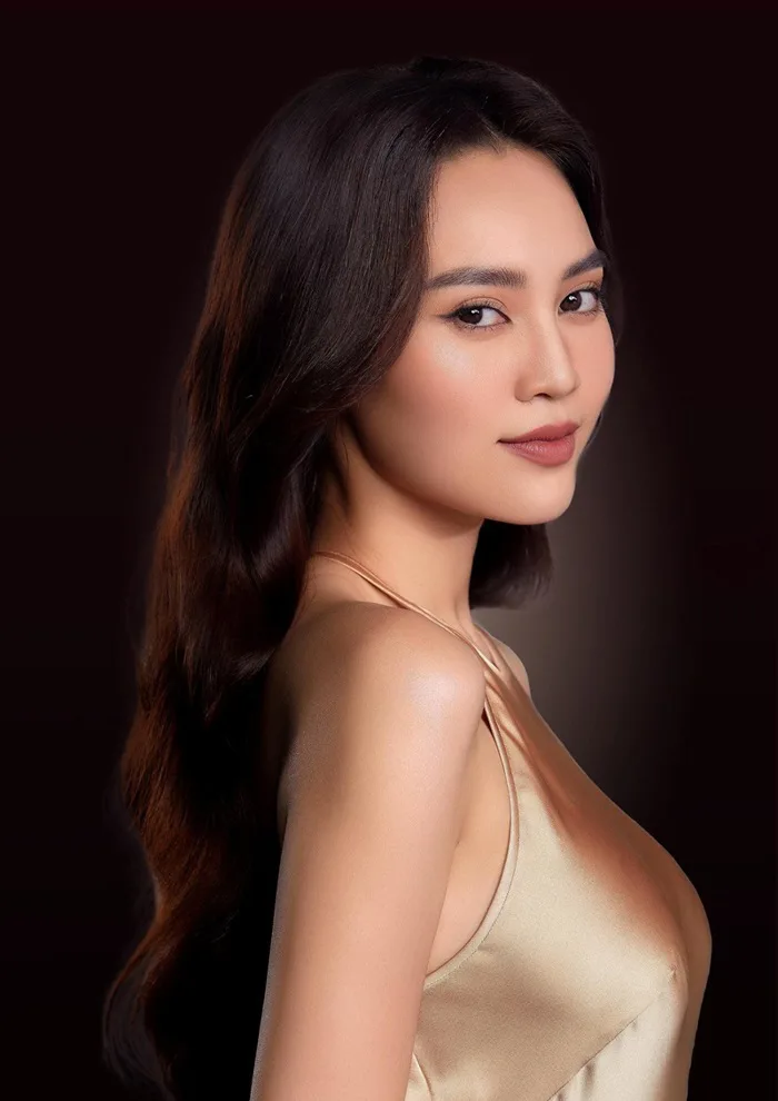 Ninh Dương Lan Ngọc và câu chuyện đánh thức vẻ đẹp tự nhiên từ bên trong -  Tạp chí Đẹp