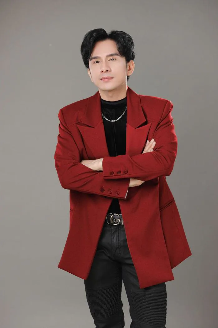 Noo Phước Thịnh tái xuất Dốc Mộng Mơ với liveshow Anh em kết đoàn 2